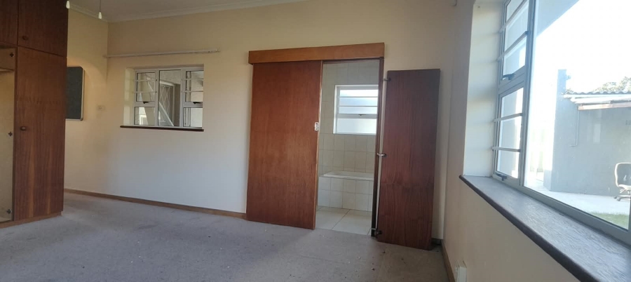 To Let Commercial Property for Rent in Newton Park Eastern Cape